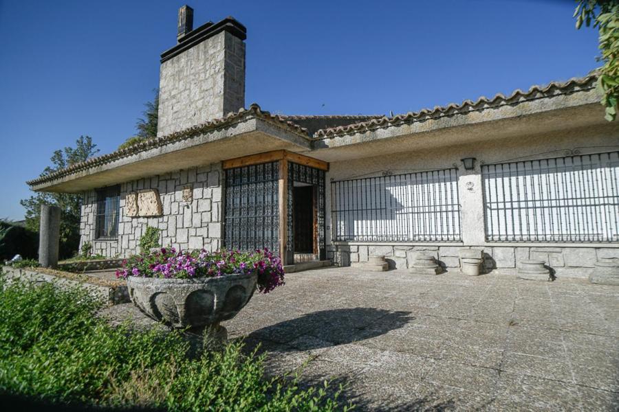 El Chalet De Gloria Santa Marta de Tormes Exterior photo