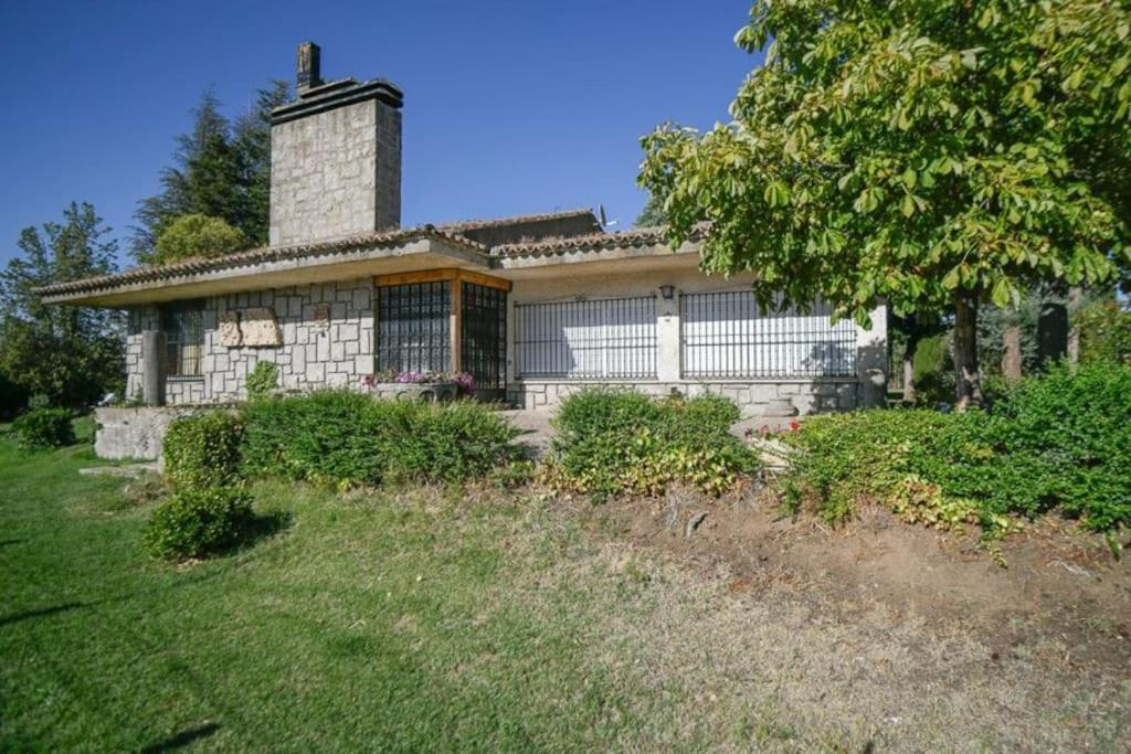 El Chalet De Gloria Santa Marta de Tormes Exterior photo